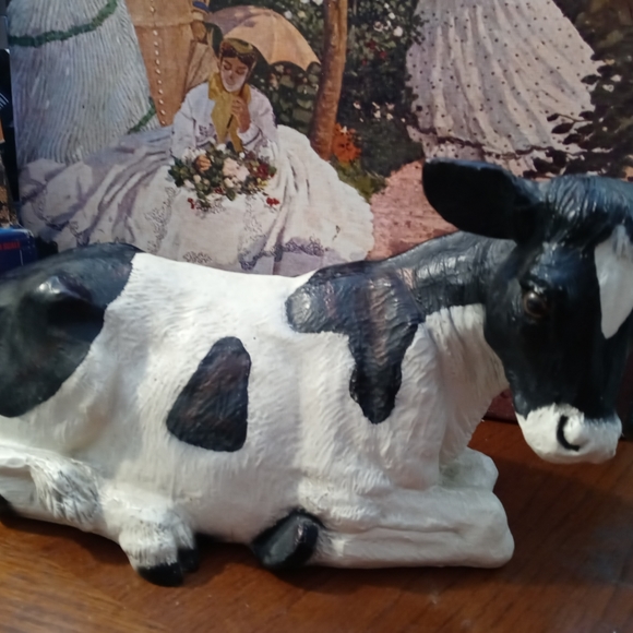๐ฎHomco Porcelain nativity Cow figurines Vintage Grazing Cow,Collectible Item.๐ - Picture 4 of 12